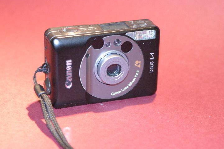 CANON_Ixus_L1_1998.JPG