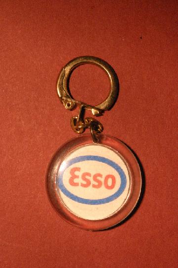 Carburant_ESSO_01e.JPG