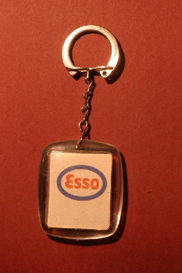 Carburant_ESSO_01i.JPG