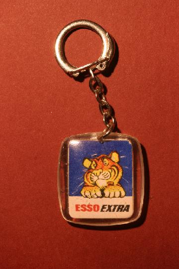 Carburant_ESSO_08j.JPG