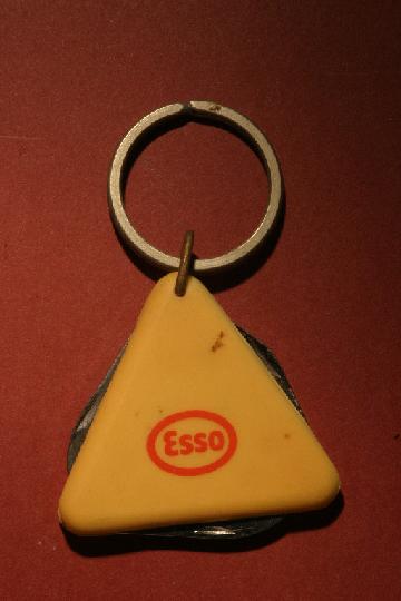 Carburant_ESSO_19.JPG