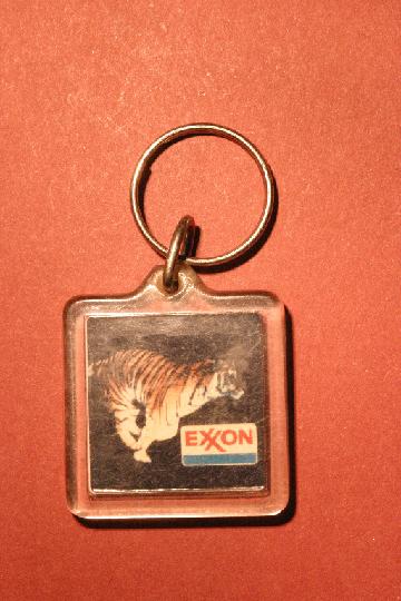 Carburant_EXXON_01.JPG
