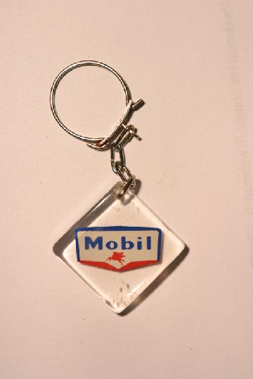 Carburant_MOBIL_04a.JPG