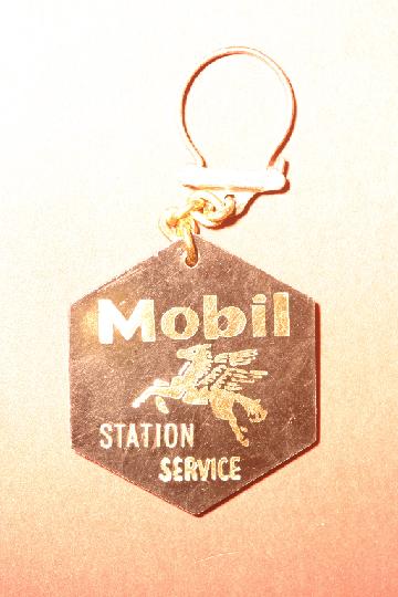 Carburant_MOBIL_04d.JPG