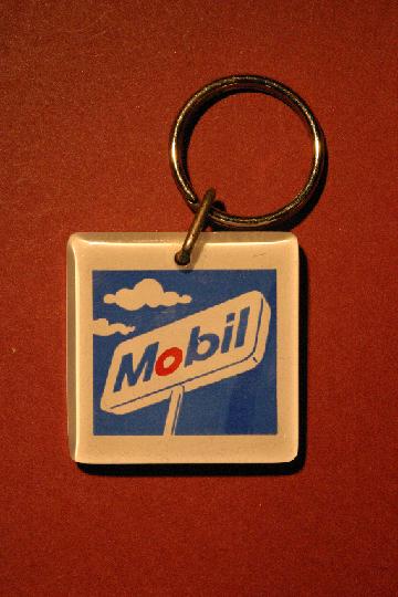 Carburant_MOBIL_05c.JPG