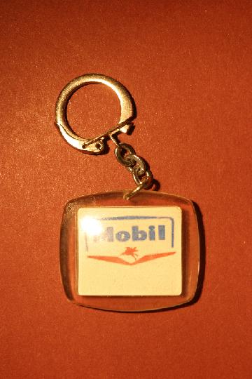 Carburant_MOBIL_07c.JPG