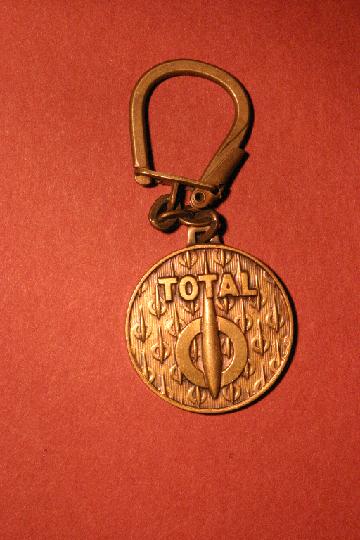 Carburant_TOTAL_05m_(bronze).JPG