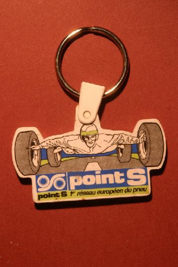 Distributeur_Pneu_Point-S.JPG