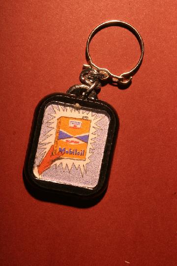 Lubrifiant_MOBIL_mobiloil_4.JPG