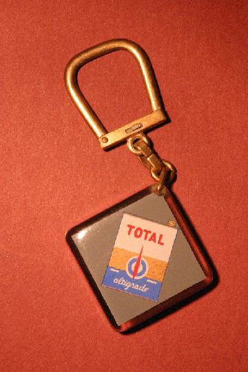 Lubrifiant_TOTAL_altigrade_04.JPG