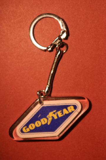 Pneu_GOODYEAR_1a.JPG