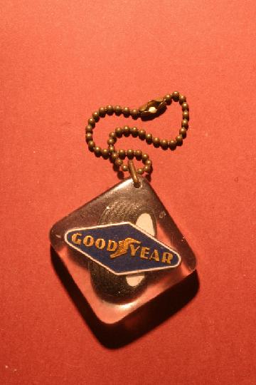 Pneu_GOODYEAR_2.JPG