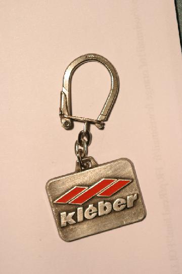 Pneu_KLEBER_COLOMBES_08.JPG