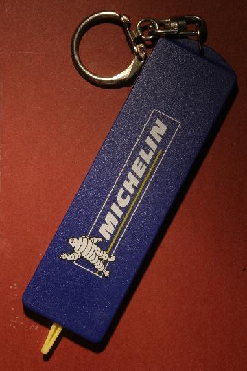 Pneu_MICHELIN_42.JPG