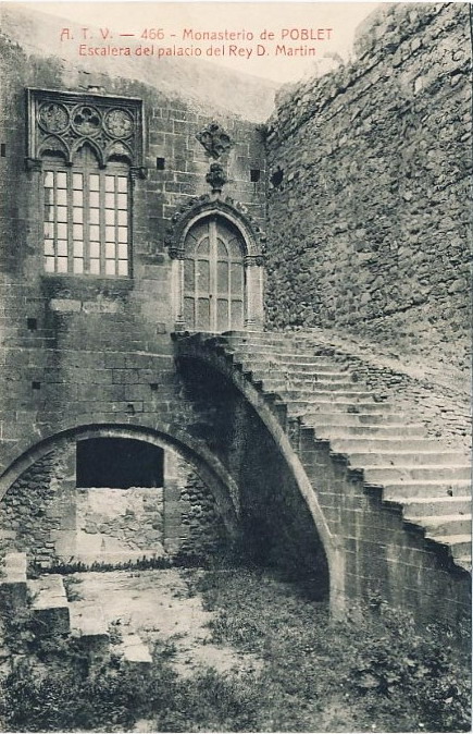 Poblet_Escalera_del_Palacio.jpg