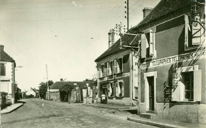 Moutiers_au_Perche.jpg