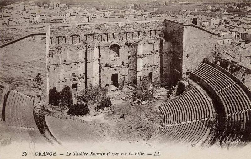 Orange_Le_Theatre_05.jpg