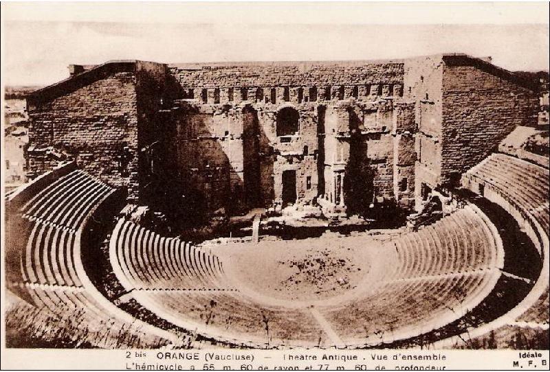 Orange_Le_Theatre_06.jpg