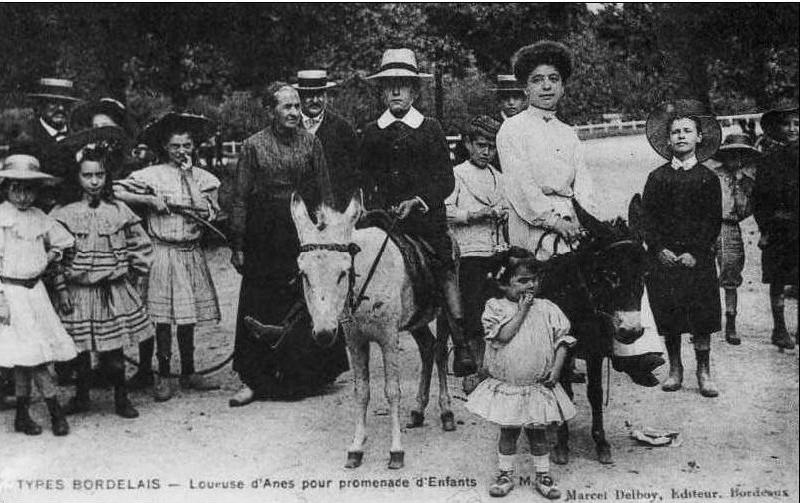 La_Loueuse_d'anes_pour_promenade_d-enfants.jpg