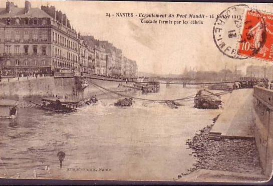 Nantes_Ecroulement_pont_Maudit_Cascade.jpg