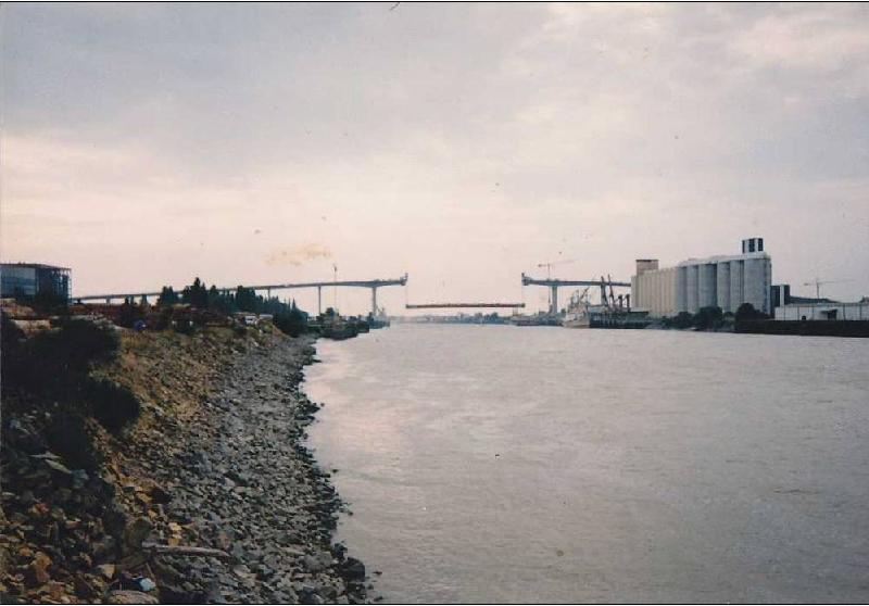 Nantes_Le_Pont_de_Chevire.jpg