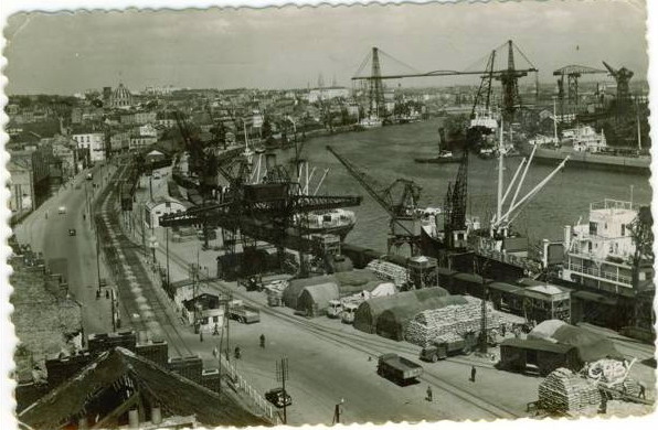 Nantes_Vue_generale_du_Port .jpg