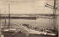 Nantes_La_Loire_et_le_superbe_panorama_de_Trentemoult_vue_des_marches_de_Saint_Anne