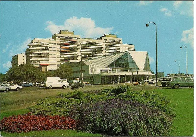 Nantes_Piscine_Gloriette _0.jpg
