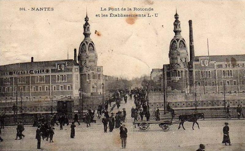 Nantes_Le_Pont_de_la_Rotonde.JPG