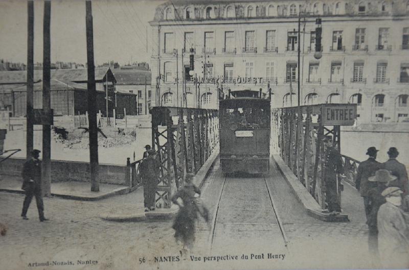 Nantes_Le_pont_Henry_1.jpg
