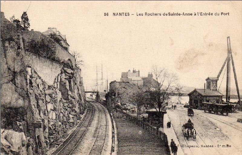 Nantes_les_Rochers_de_Saint_Anne.jpg