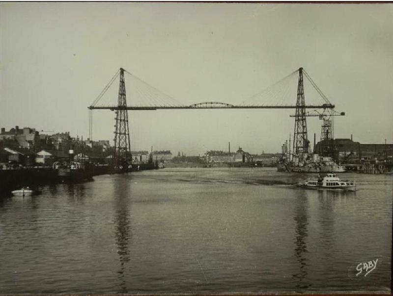 Nantes_Le_Pont_Transbordeur_18.jpg