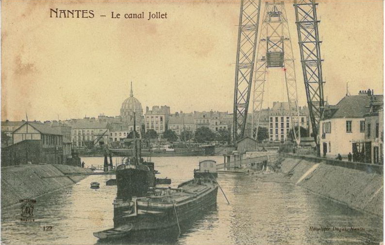 Nantes_le_Pont_transbordeur_et_le_canal_Jollet.JPG
