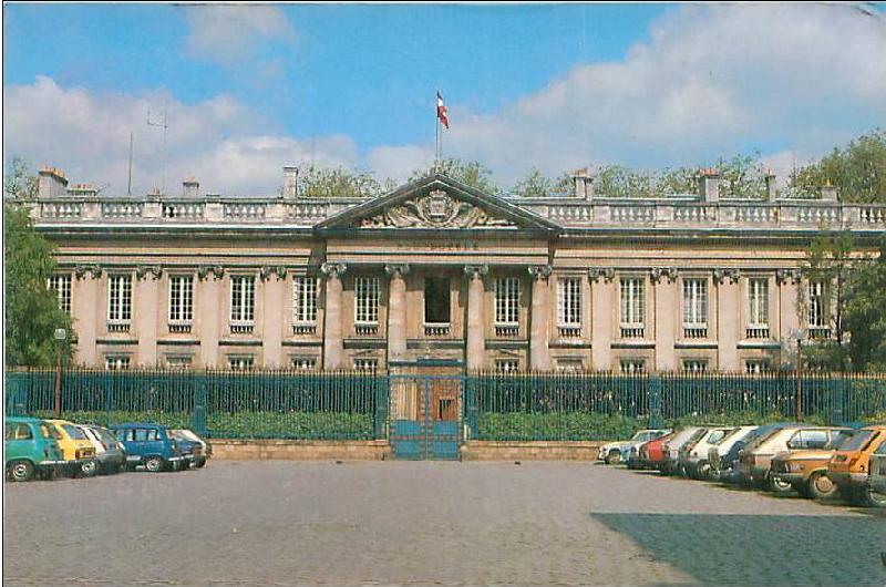 Nantes_la_Prefecture.jpg