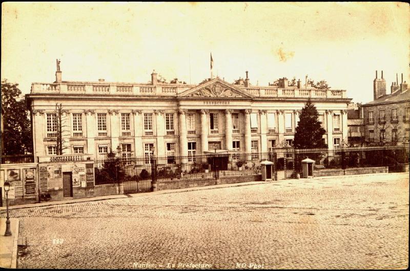 Nantes_La_Prefecture .jpg