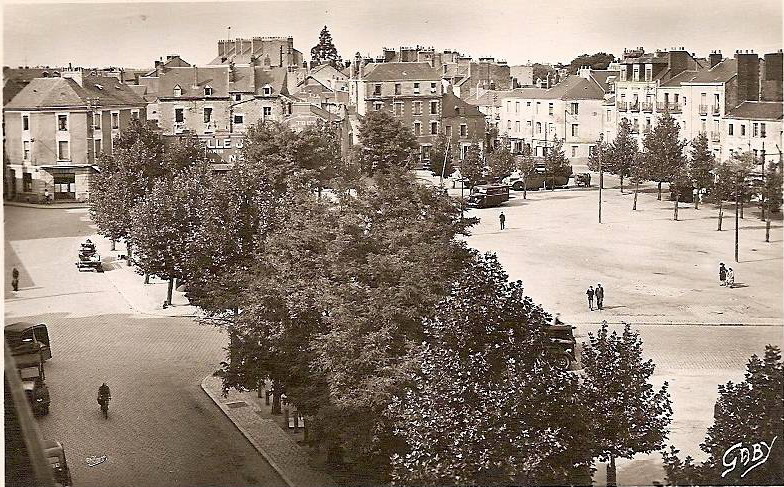 Nantes_Place_Viarme .jpg