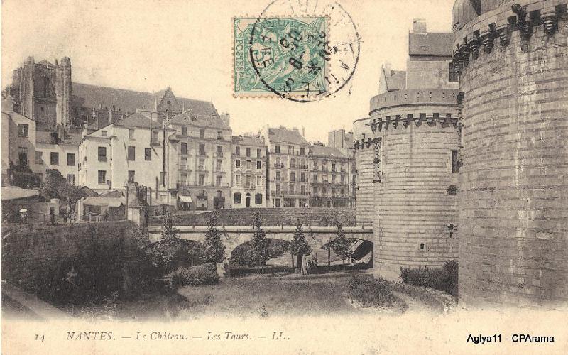 Nantes-Le-Chateau-les-Tours.jpg