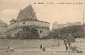 Nantes_Le_Chateau_Le_Square_et_la_Tour_du_Fer_à_Cheval_0