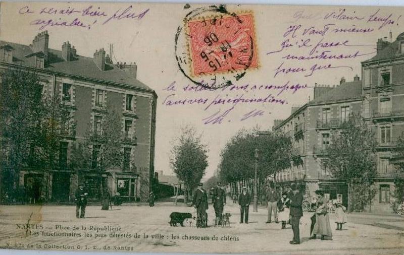 Nantes_Place_de_la_Republique_03.JPG