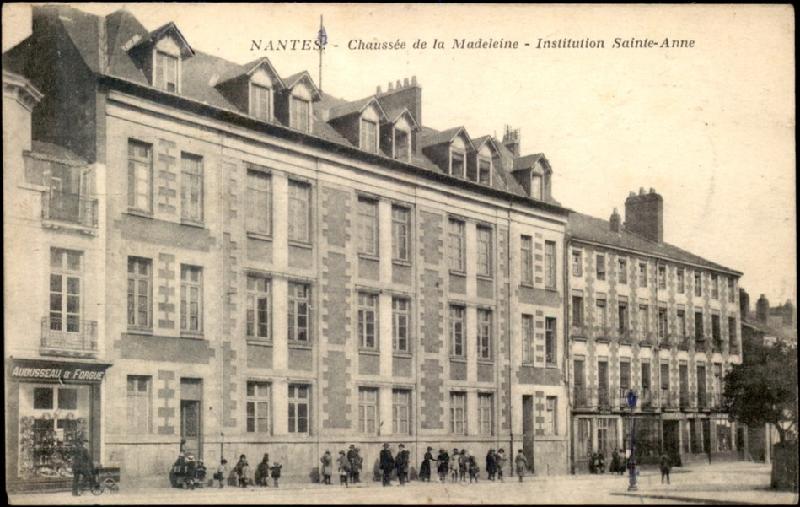 CPA/Nantes/Nantes Centre/Graslin Royale Commerce Bouffay/Nantes_Chausse_de_la_Madeleine