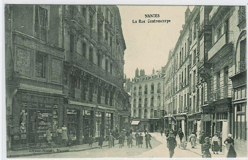 Nantes_La_rue_Contrescarpe.jpg