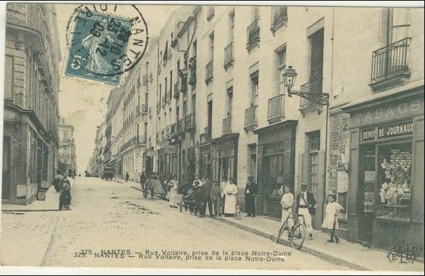 Nantes_Rue_Voltaire_05.JPG