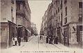 Nantes_La_Rue_Voltaire_angle_de_la_place_Notre_Dame