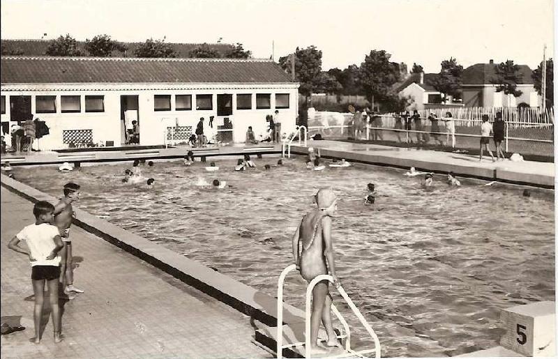 Nantes_Piscine_Roche_Maurice.jpg