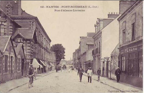 Nantes_Pont-Rousseau_Rue_Alsace-Lorraine.jpg