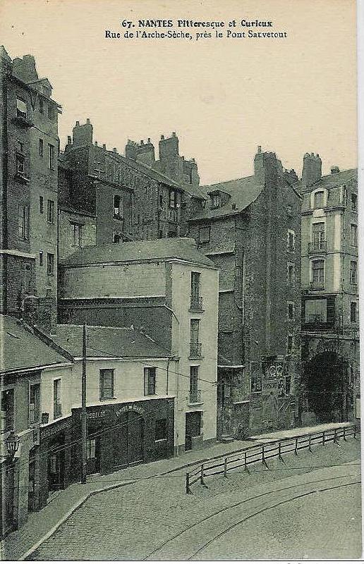 Nantes Ancien/Nantes/Pittoresque et curieux/Nantes_Pittoresque_et_curieux_Rue_de_lArche_Seche