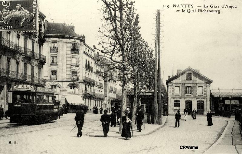 Nantes_la_gare_d'Anjou_et_le_Quai__Richebourg.jpg