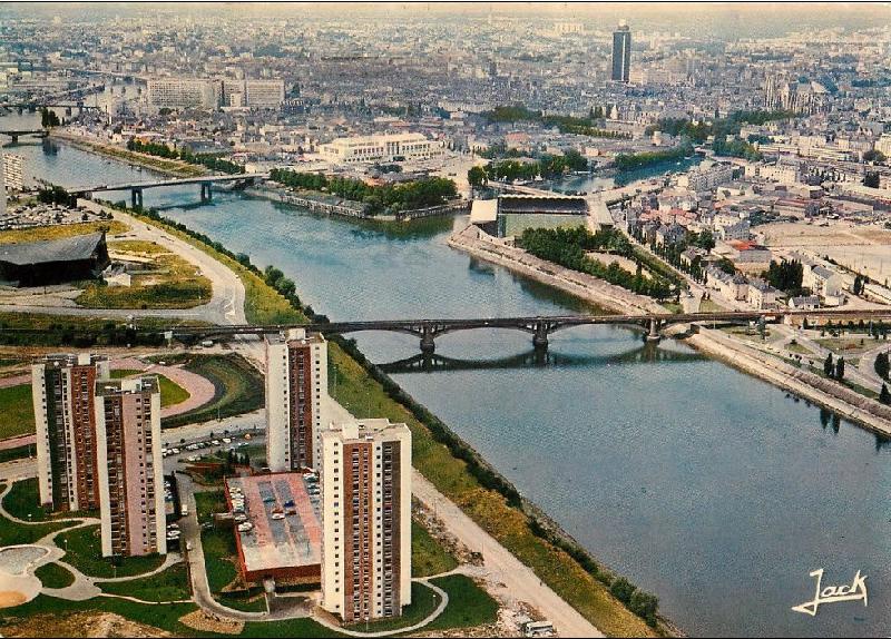 Nantes_Entree_du_Canal_Saint_Felix.jpg