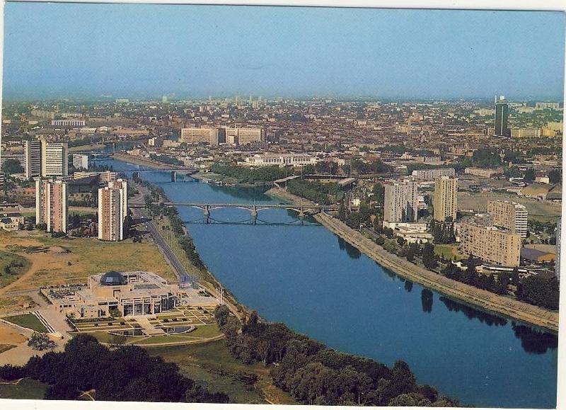 Nantes_L-Hotel_de_Region.jpg