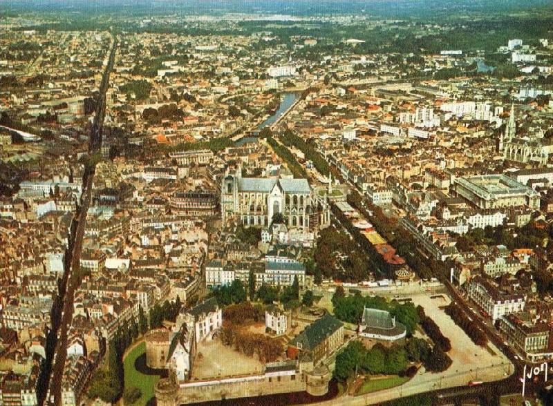 Nantes_Vue_vers_L-Est.jpg